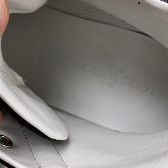 Louis Vuitton sneakers - Picture 8 of 8